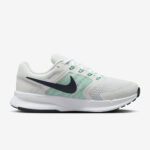 W Nike Run Swift 3