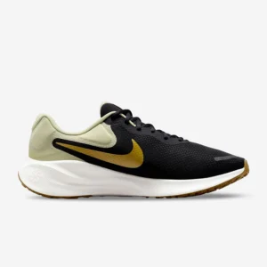 Nike Revolution 7
